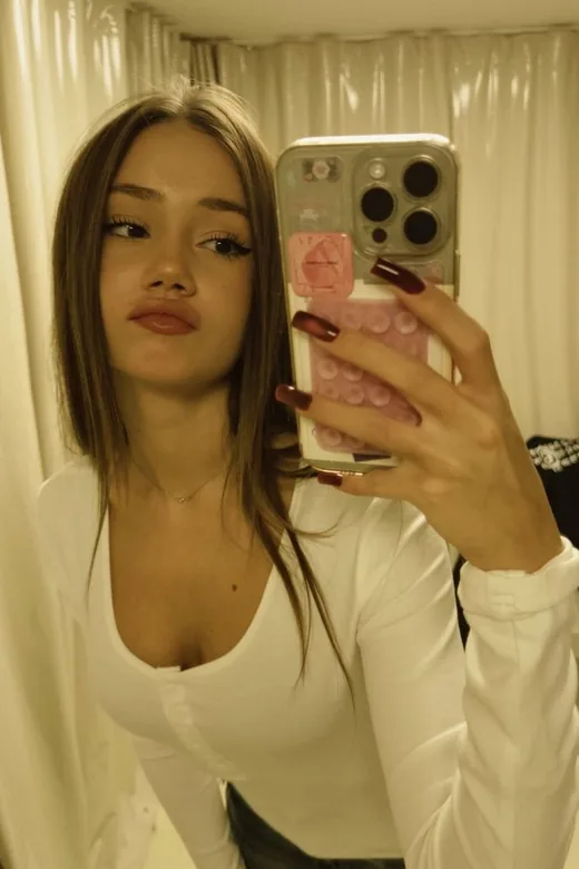 Carmen, 25 años, soltera en Alicante, El Barrio