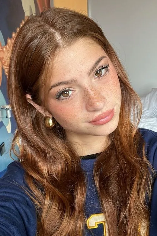 Nuria, 30 años, soltera en Alicante, Playa San Juan